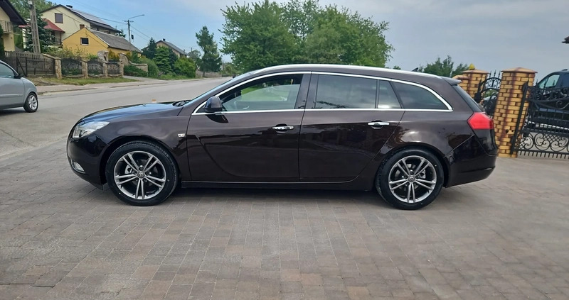 Opel Insignia cena 23900 przebieg: 212000, rok produkcji 2011 z Świeradów-Zdrój małe 232